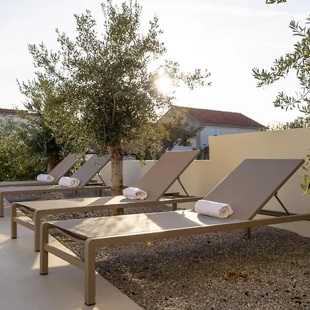 Rige 罗戈兹尼察