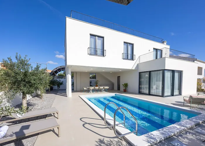 Rige * Rogoznica (Sibenik-Knin)